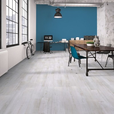 Laminált padló 8 mm/32/V0 Grizzly fenyő 4376