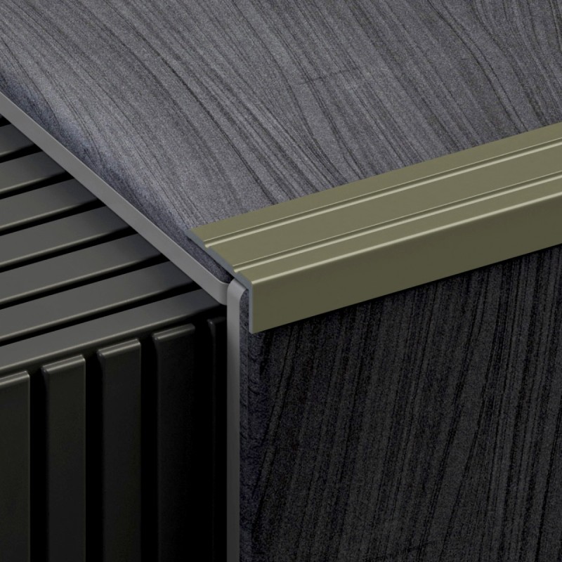 Öntapadós lépcsőélvédő 24,5x10 mm eloxált matt pezsgő